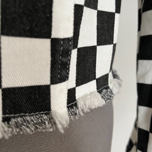 NWT M.N.I LA Sz L Black White Yellow Colorblock Cropped Stretch Denim Jacket - Picture 8 of 10